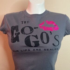 THE GO GO’s our lips are sealed vintage Gray Short Sleeve Top S